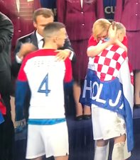 37161379_10211472685844802_8081876871832141824_o